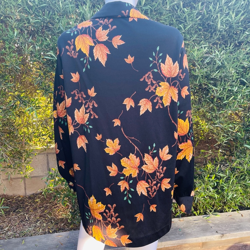 Vintage Polyester Button Down With Maple Leaves - image 5
